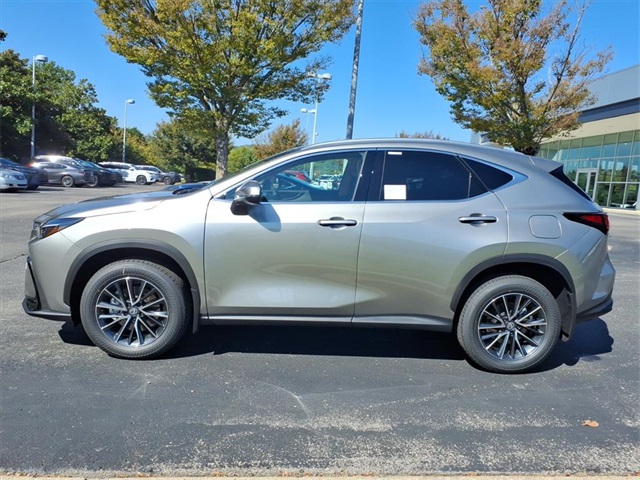 2026 Lexus NX 350 photo 2