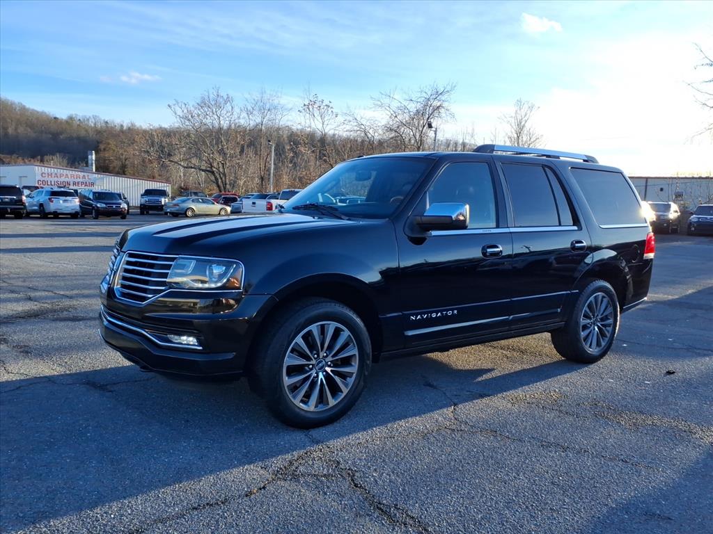 2016 Lincoln Navigator Select's photo