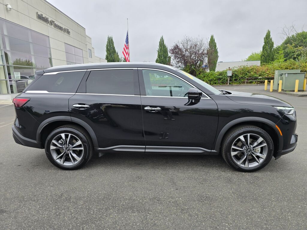 2024 Infiniti QX60 Luxe photo 8