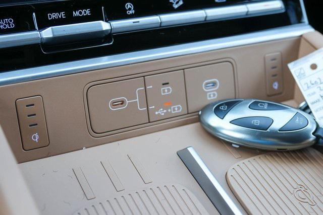 New 2026 Hyundai Calligraphy FWD image 23