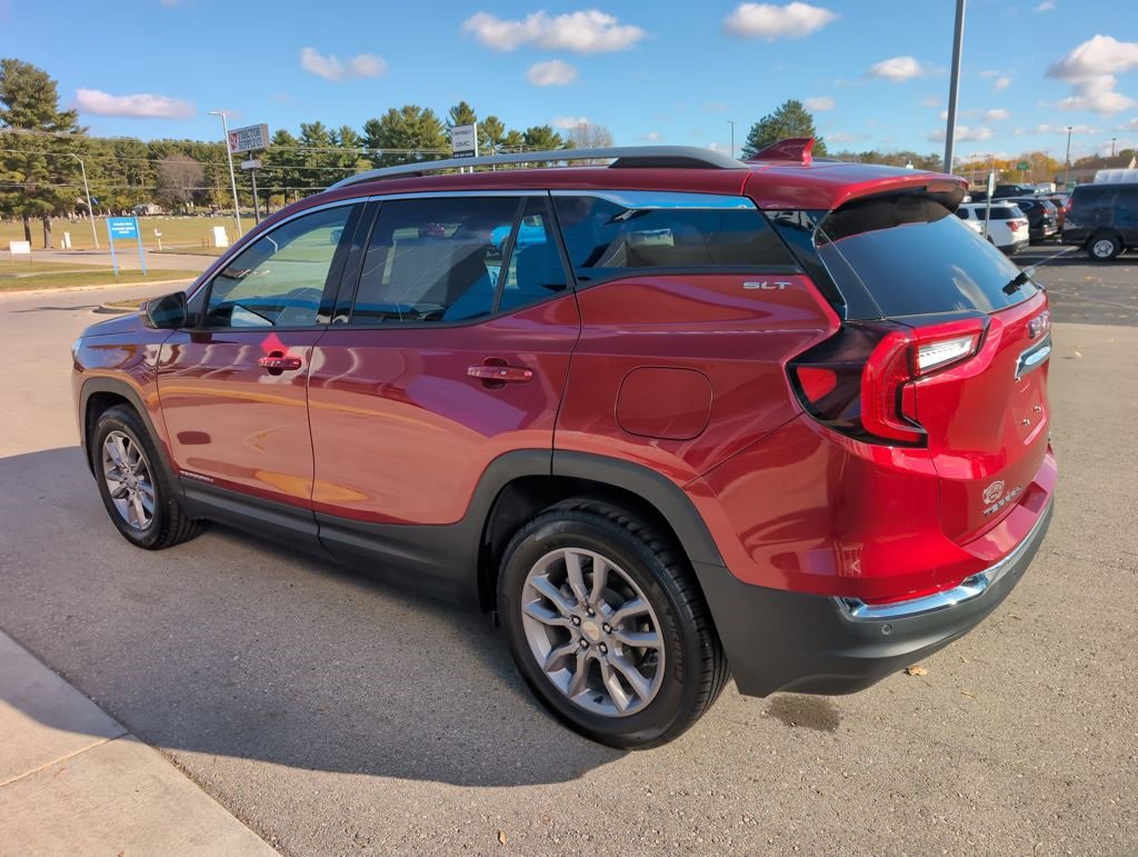2024 Gmc Terrain SLT photo 4