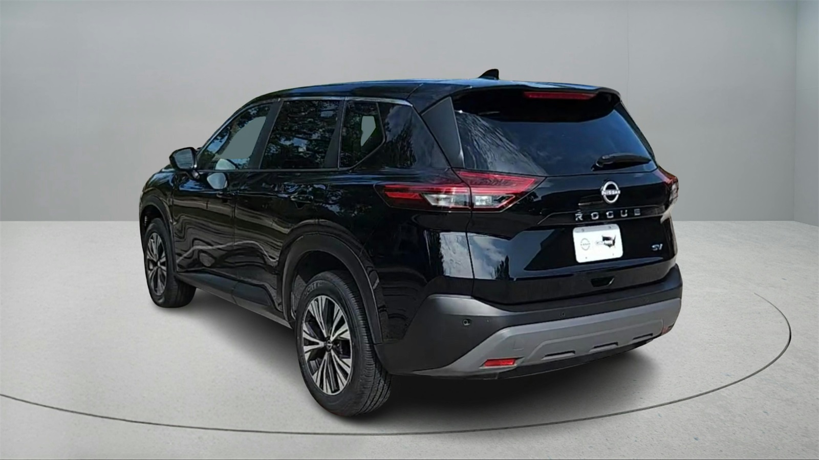2023 Nissan Rogue SV photo 3
