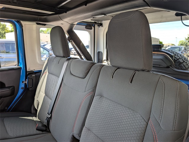 2021 Jeep Wrangler Unlimited Rubicon photo 14