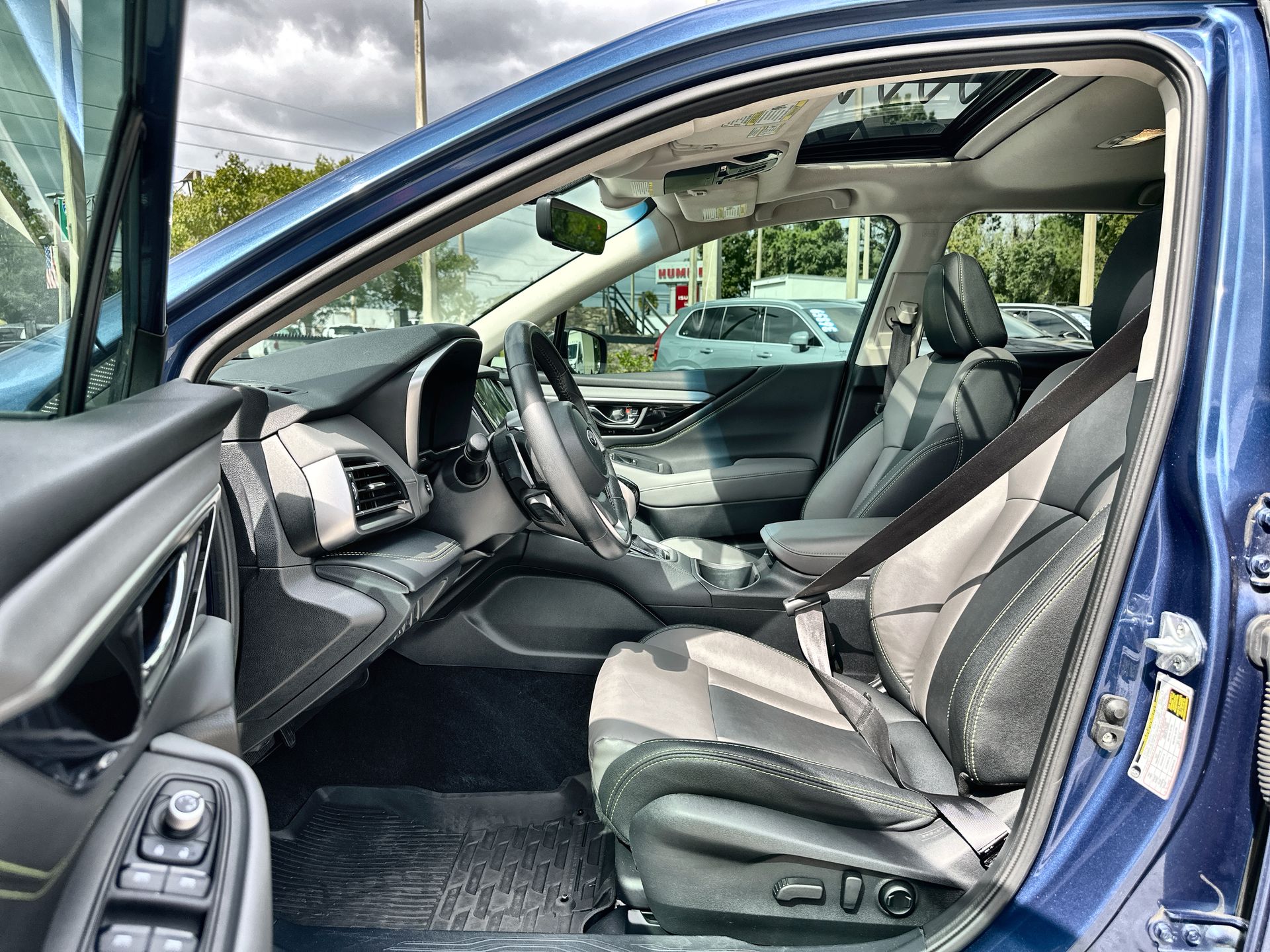 2022 Subaru Outback Onyx Edition XT photo 18
