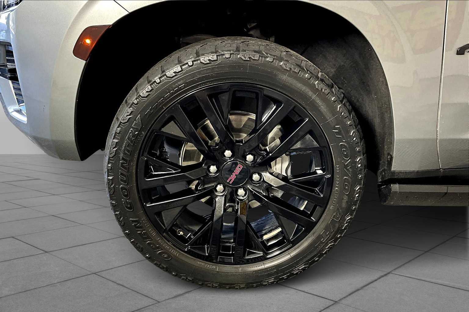 2024 Gmc Yukon XL AT4 photo 10
