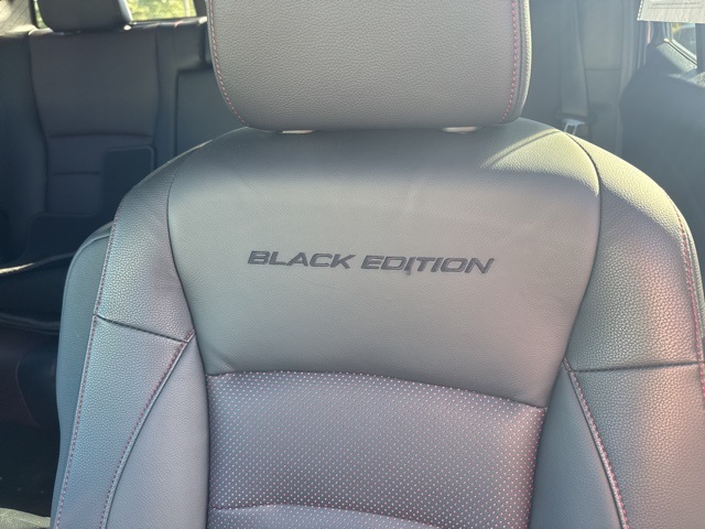 2023 Honda Ridgeline Black Edition photo 19