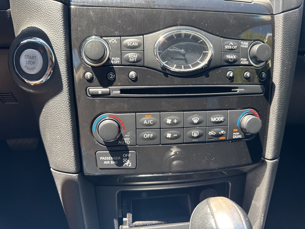 2013 Infiniti FX37 Base photo 23