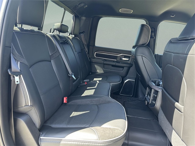 2025 Ram 2500 Laramie photo 27