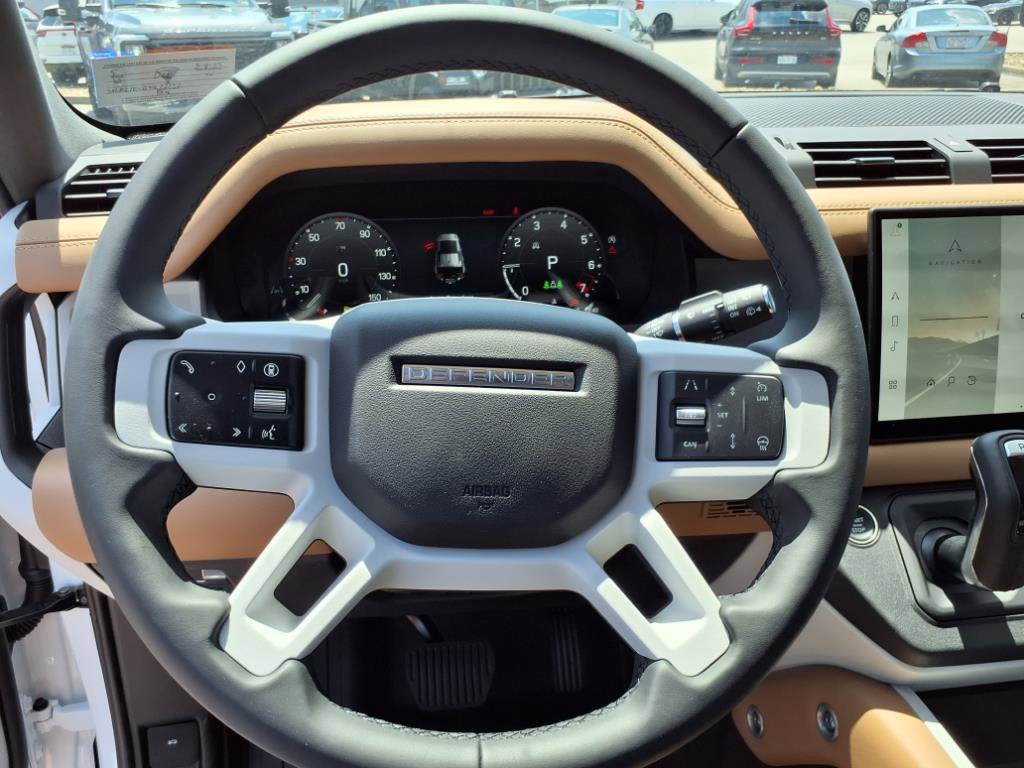 2025 Land Rover Defender 110 X-Dynamic SE photo 15