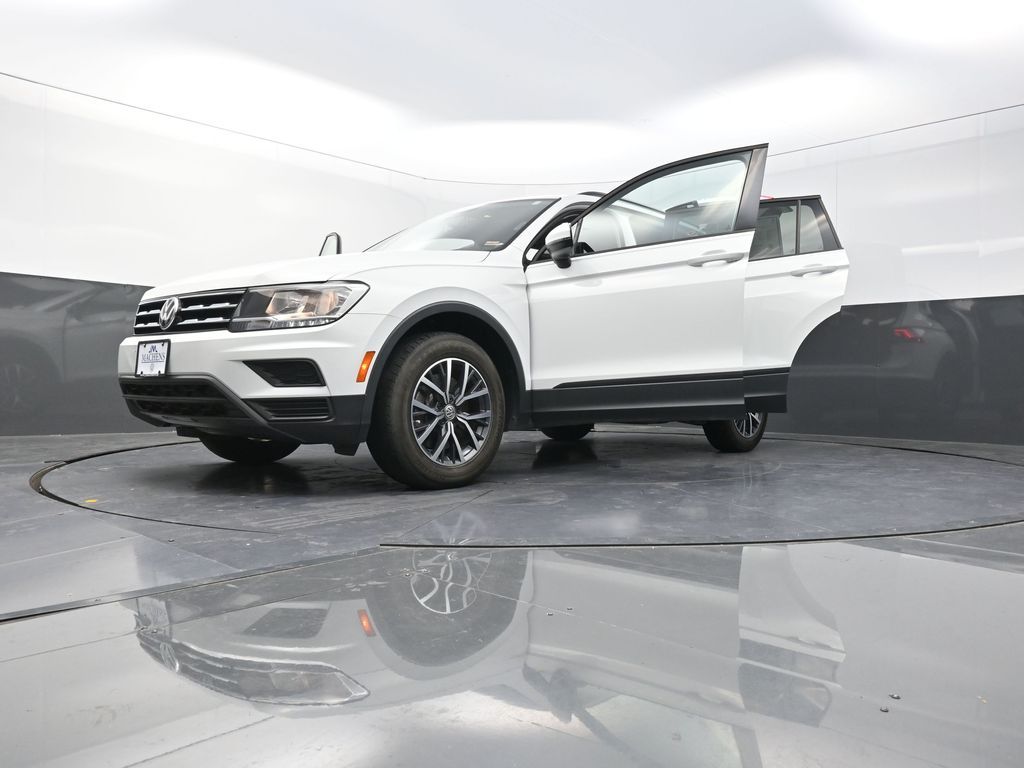 2021 Volkswagen Tiguan S photo 28