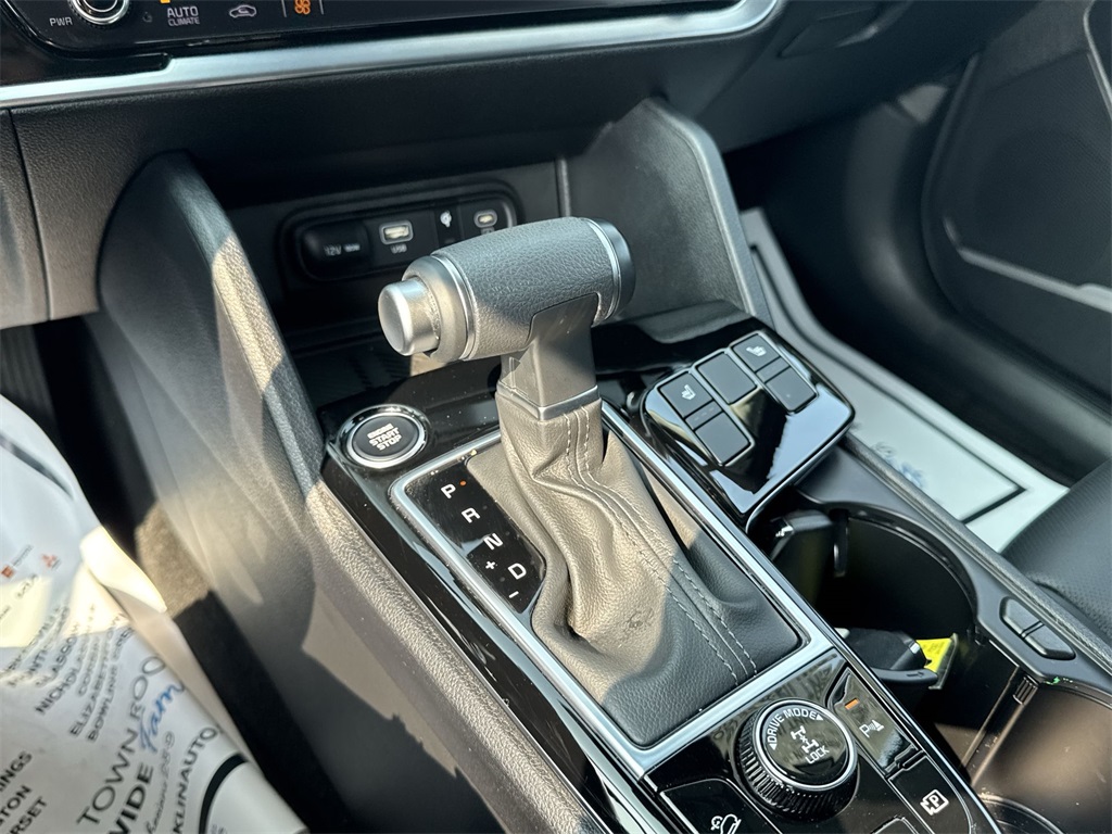 2024 Kia Sportage EX photo 25