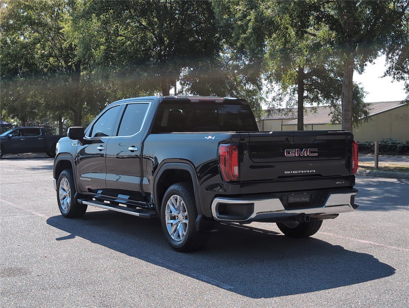 2019 Gmc Sierra 1500 SLT photo 2