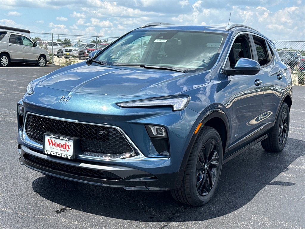 2026 Buick Encore GX Sport Touring photo 4