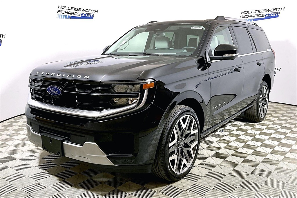 2026 Ford Expedition Platinum's photo