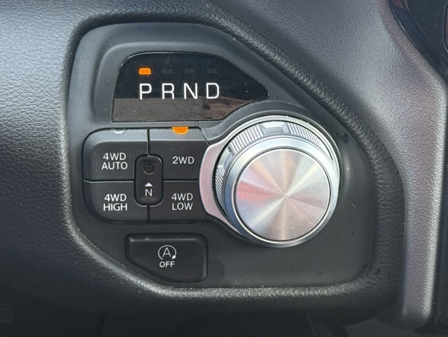 2025 Ram 1500 Laramie photo 24