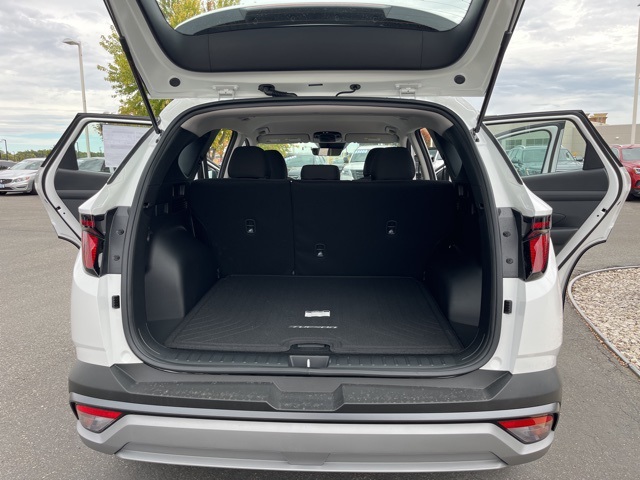 2026 Hyundai Tucson SE photo 22