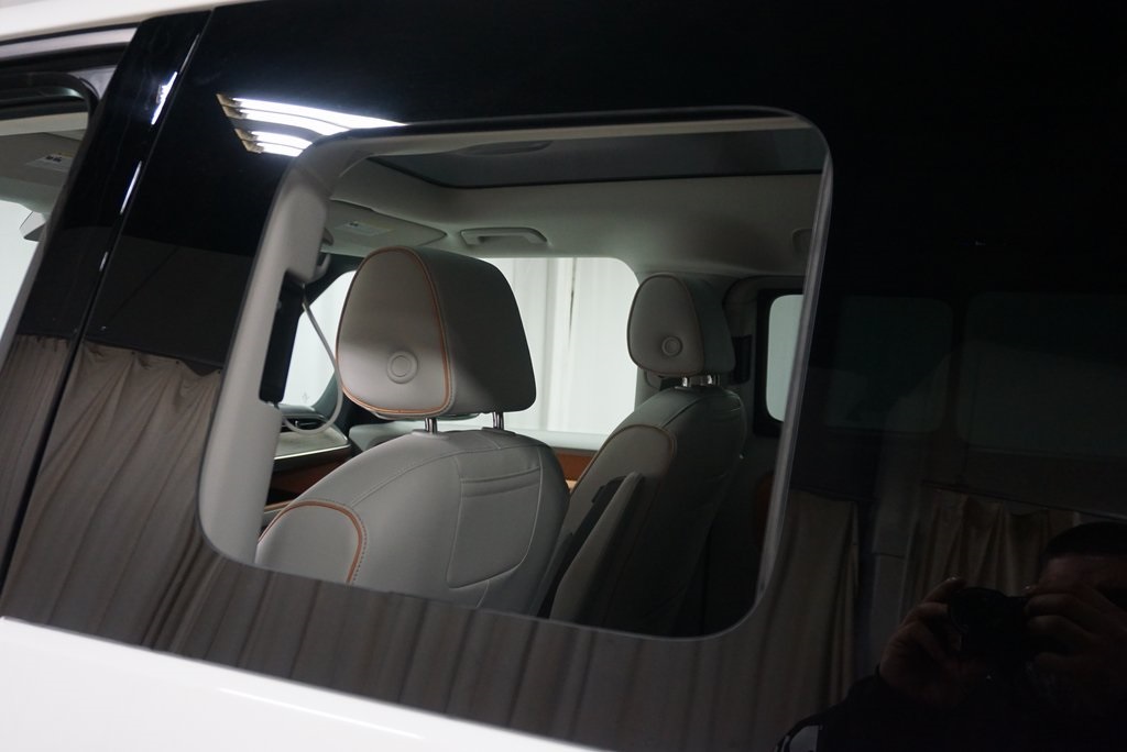 2025 Volkswagen ID. Buzz photo 31