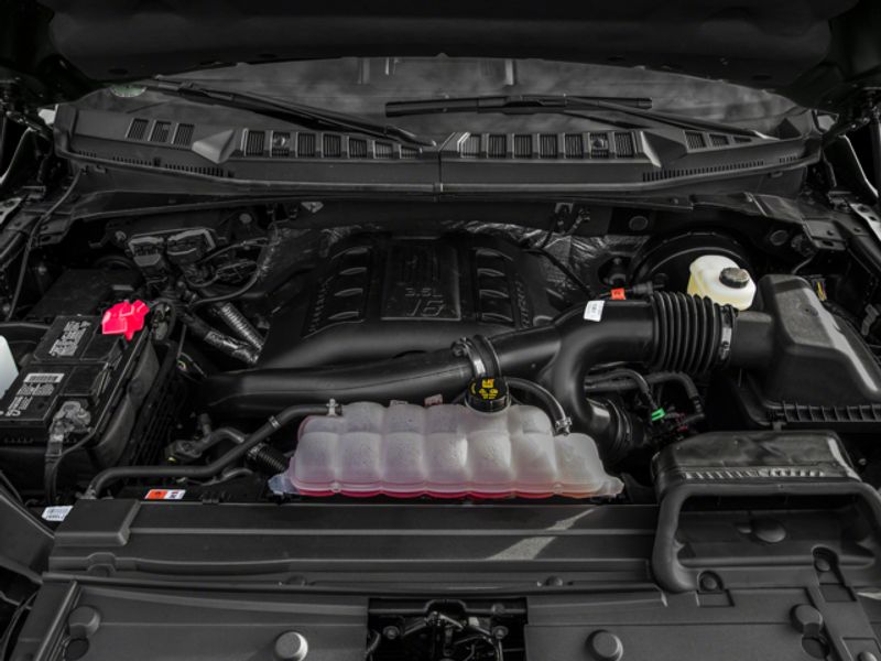 2017 Ford F-150 XLT photo 3