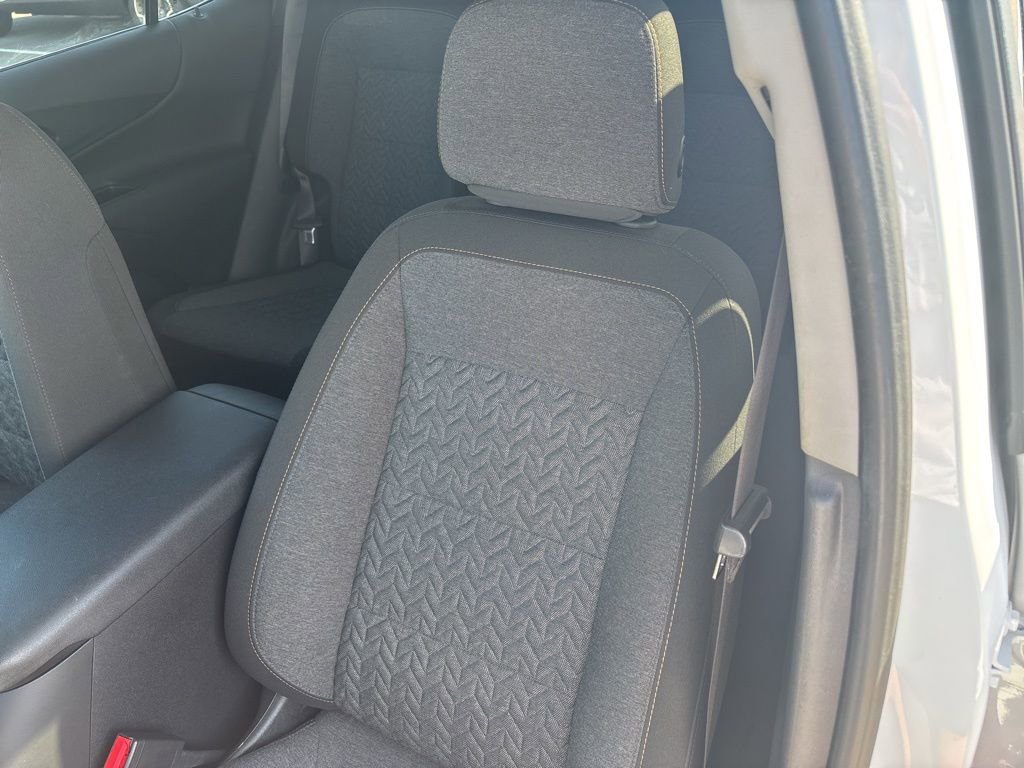 2023 Chevrolet Equinox LT photo 12