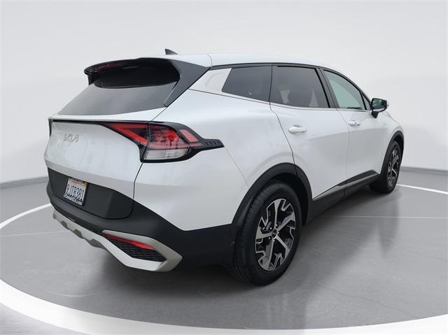 2024 Kia Sportage EX photo 4