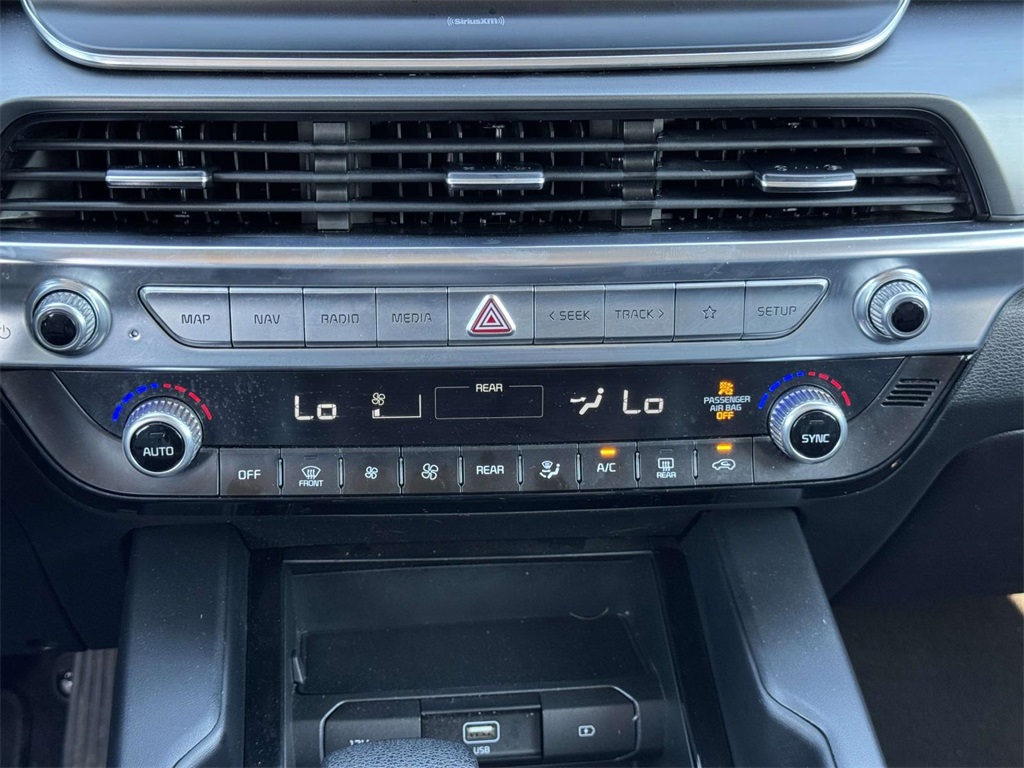 2022 Kia Telluride LX photo 17