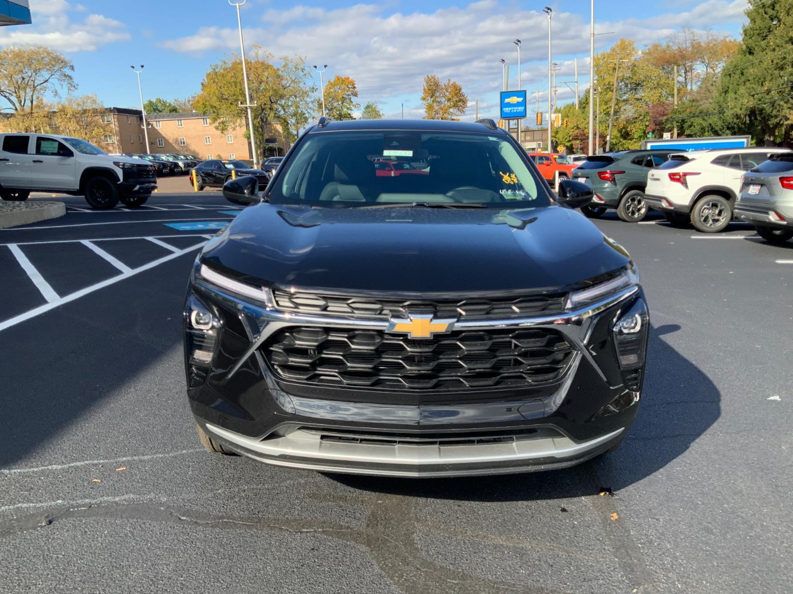 2026 Chevrolet Trax LT photo 2