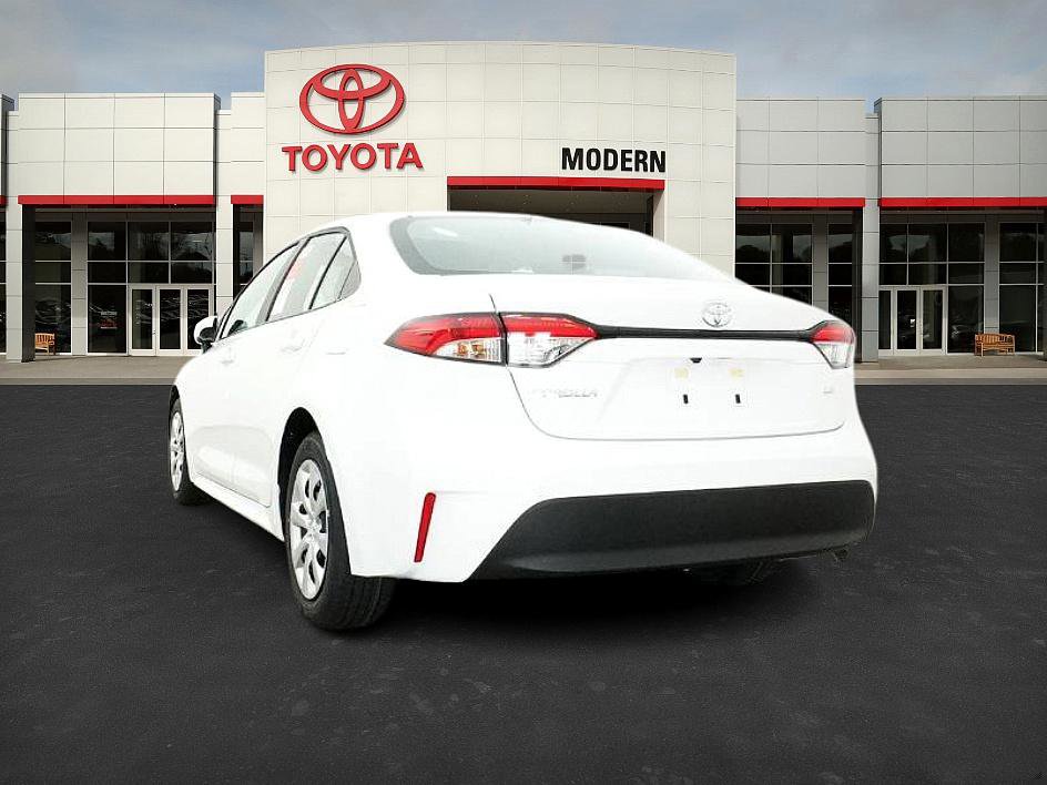 2025 Toyota Corolla LE photo 15