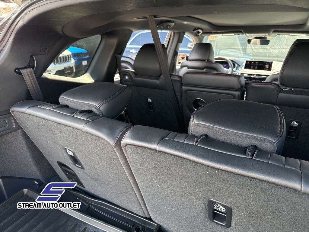 2023 Acura MDX A-Spec SH-AWD photo 11