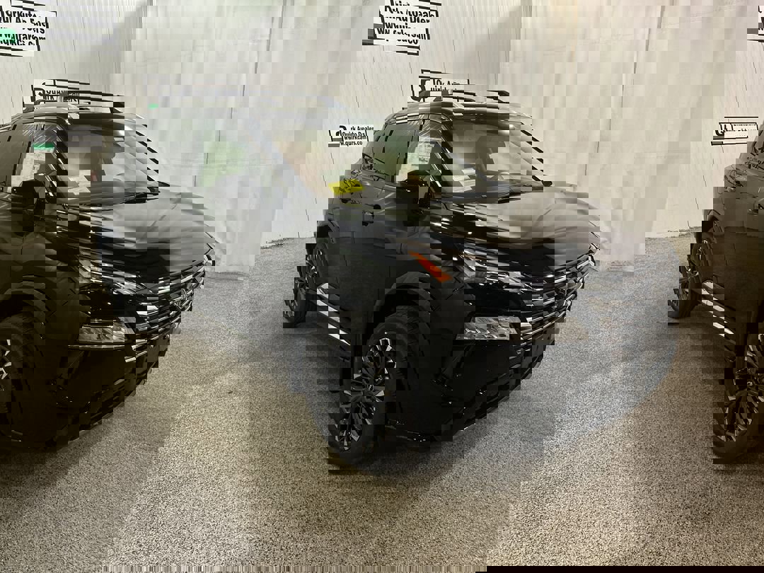 2026 Nissan Rogue Platinum's photo