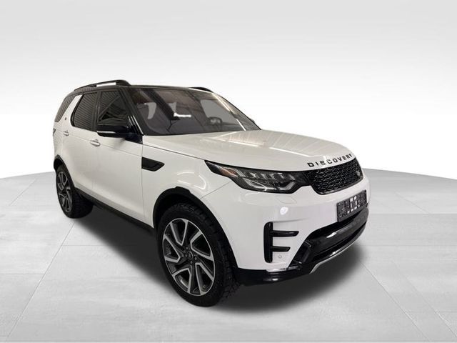 2020 Land Rover Discovery HSE Luxury photo 3
