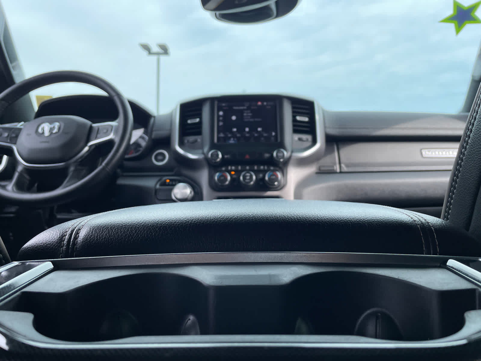 2022 Ram 1500 Laramie photo 17