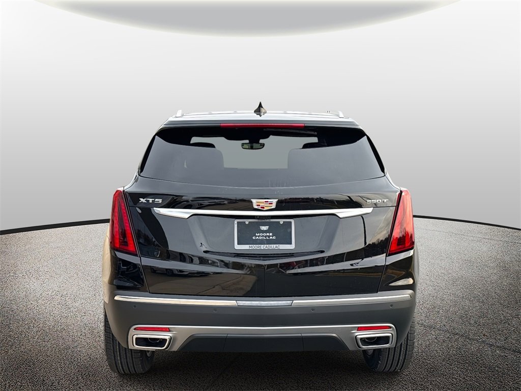 2026 Cadillac XT5 Premium Luxury photo 3