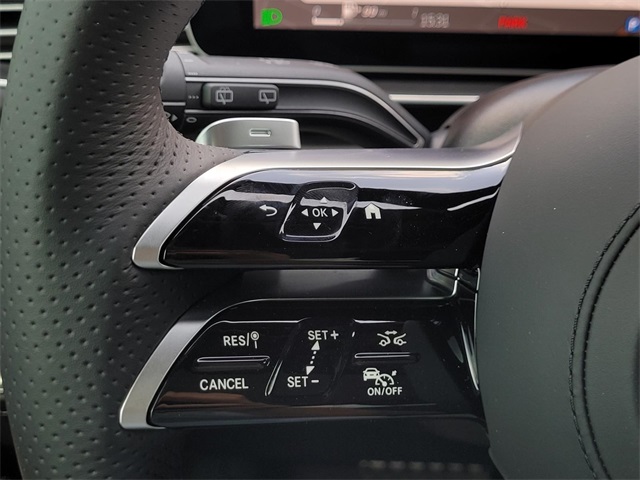 2025 Mercedes Benz GLS 450 4MATIC photo 15