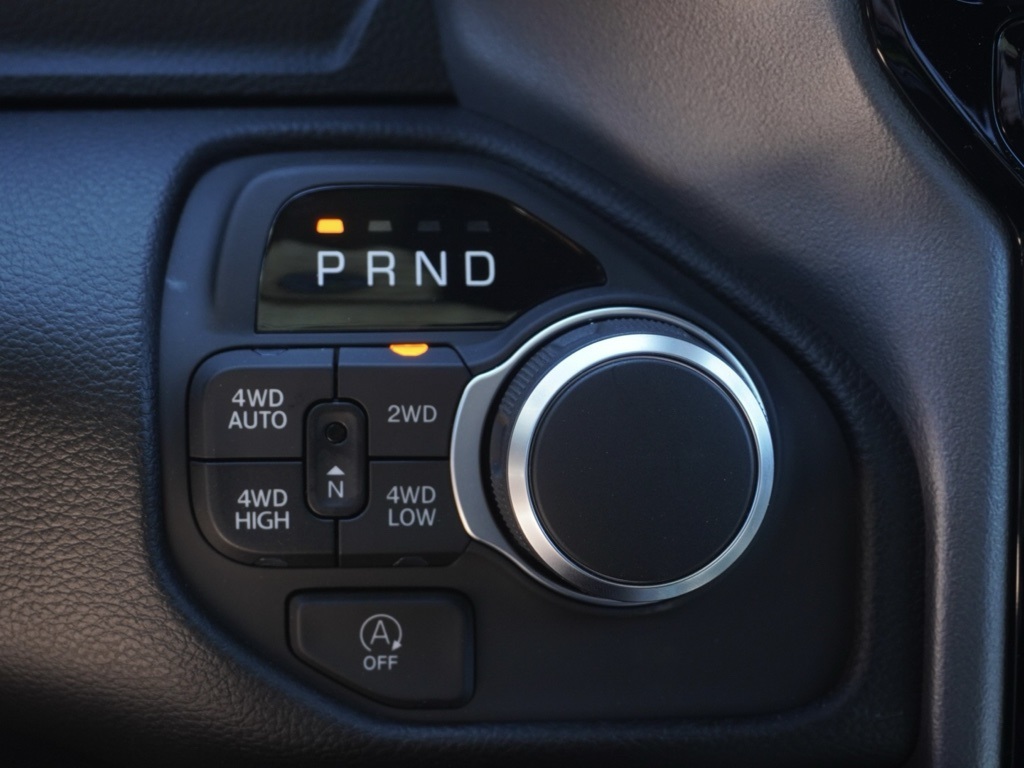 2026 Ram 1500 Big Horn Night Edition photo 17