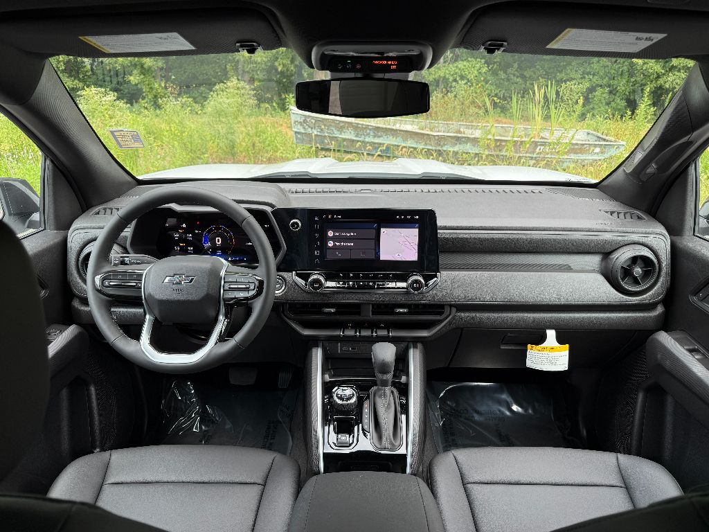 2025 Chevrolet Colorado Trail Boss photo 28