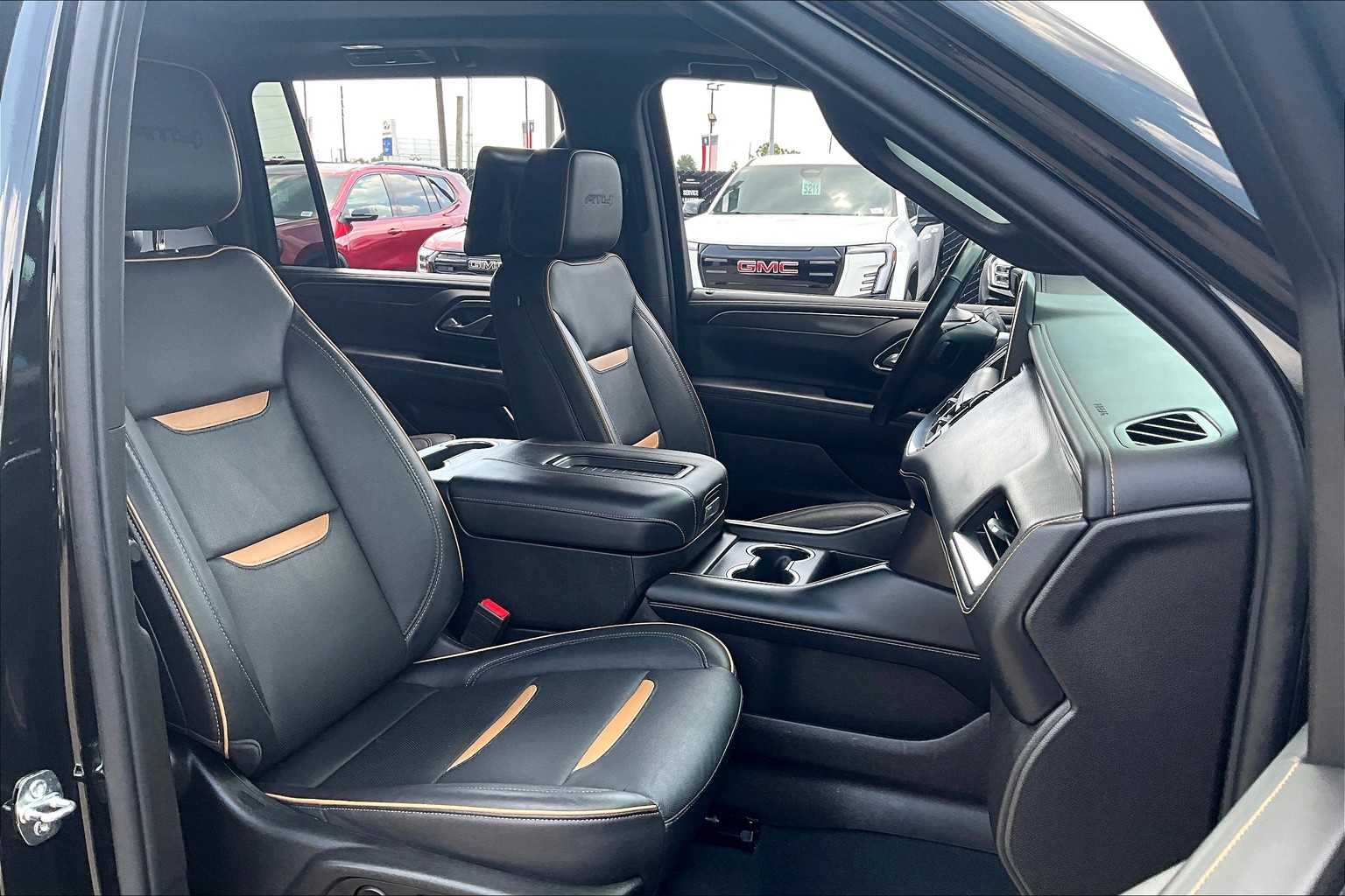 2021 Gmc Yukon XL AT4 photo 8