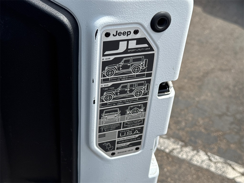 2023 Jeep Wrangler Sport S photo 13