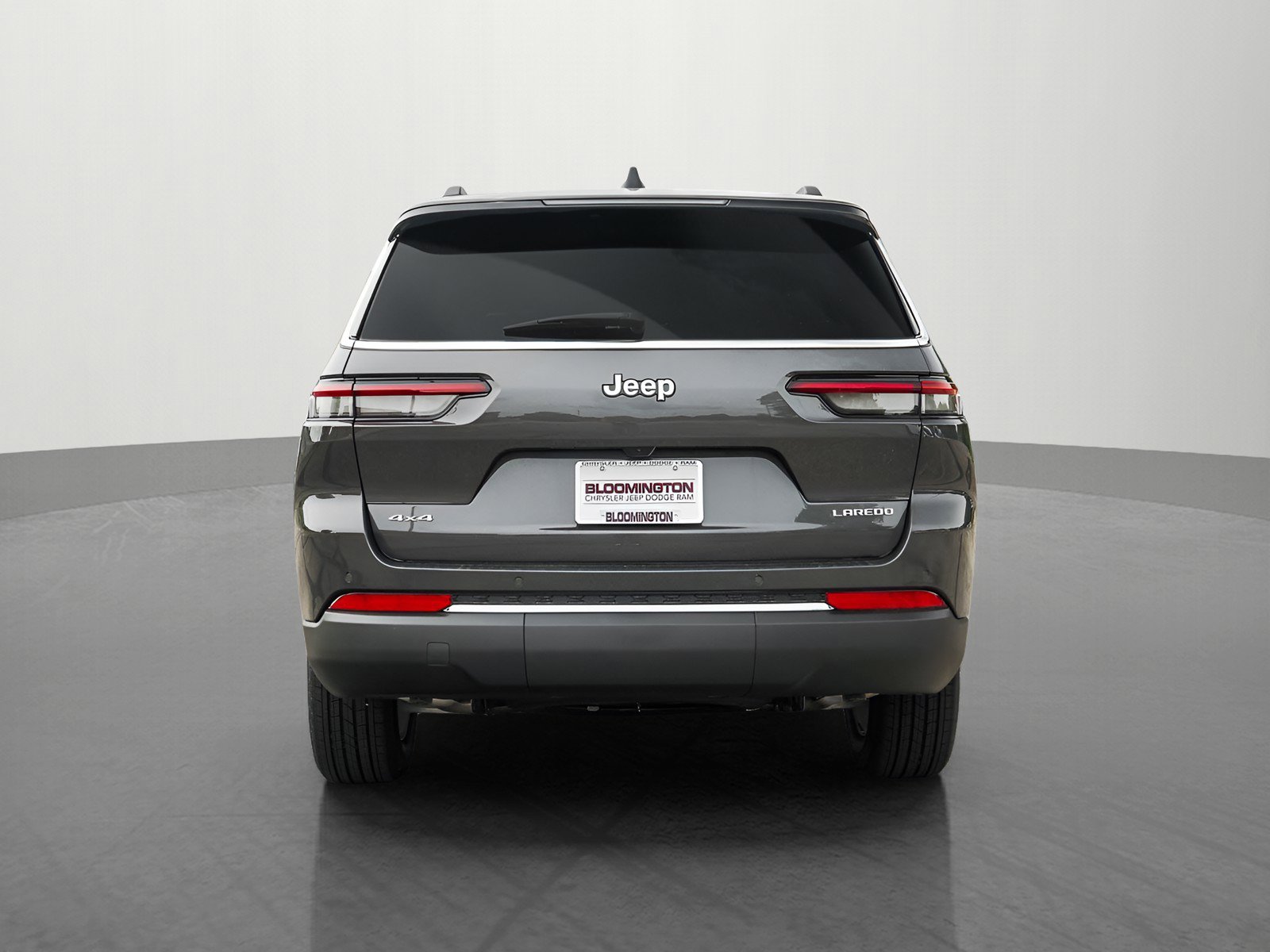 2025 Jeep Grand Cherokee Laredo X photo 4