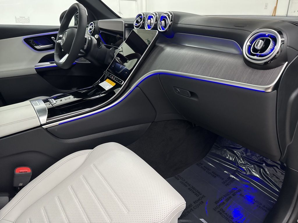 2026 Mercedes Benz GLC 300 photo 26