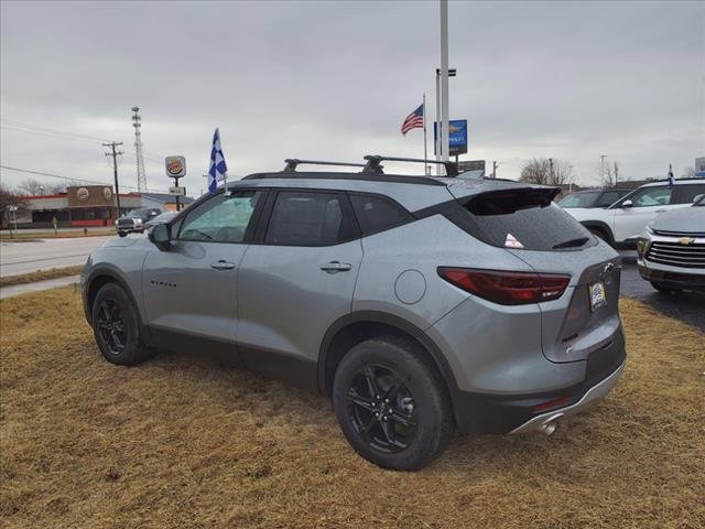 2025 Chevrolet Blazer 2LT photo 3