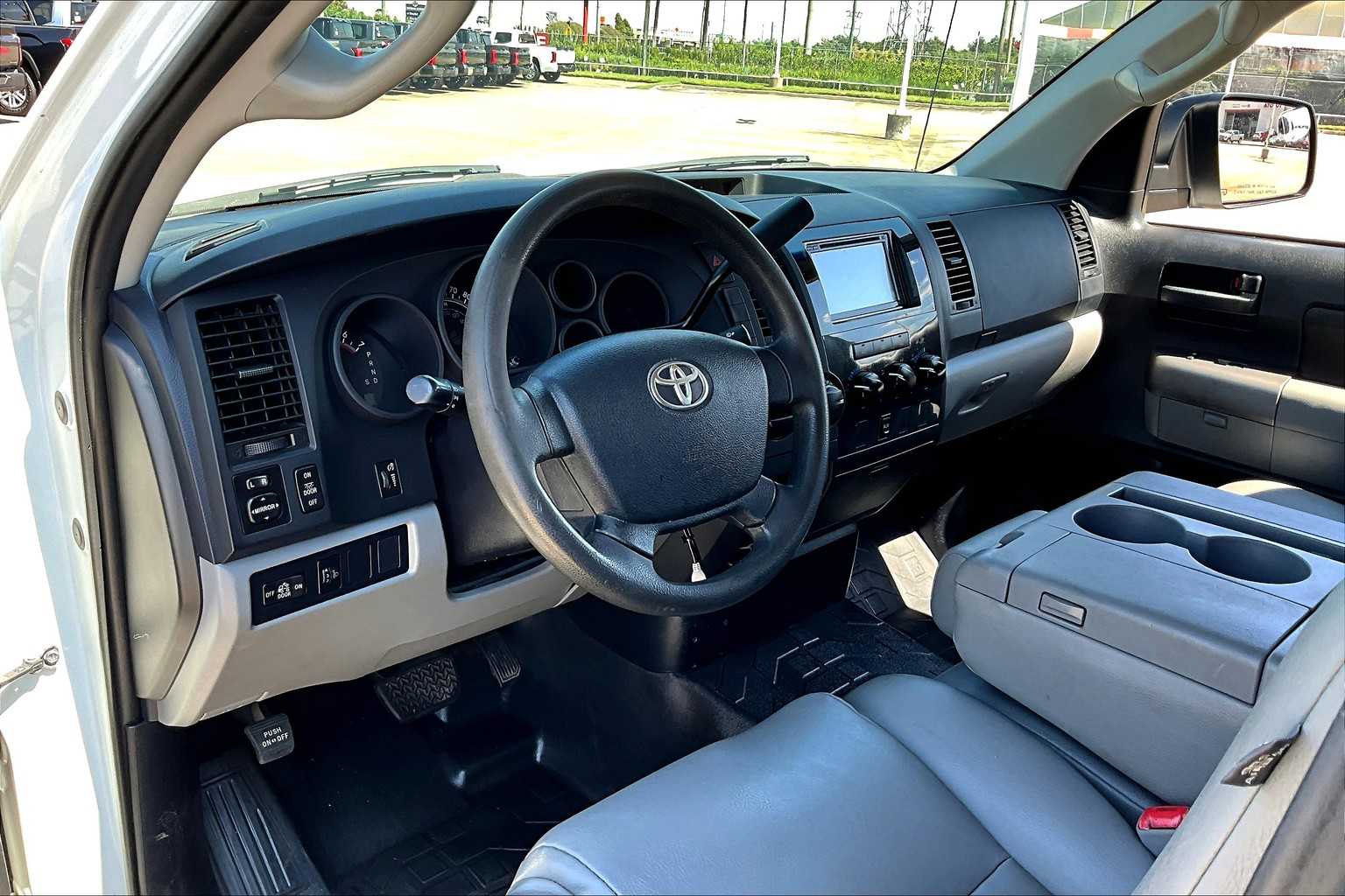 2013 Toyota Tundra Double Cab photo 16