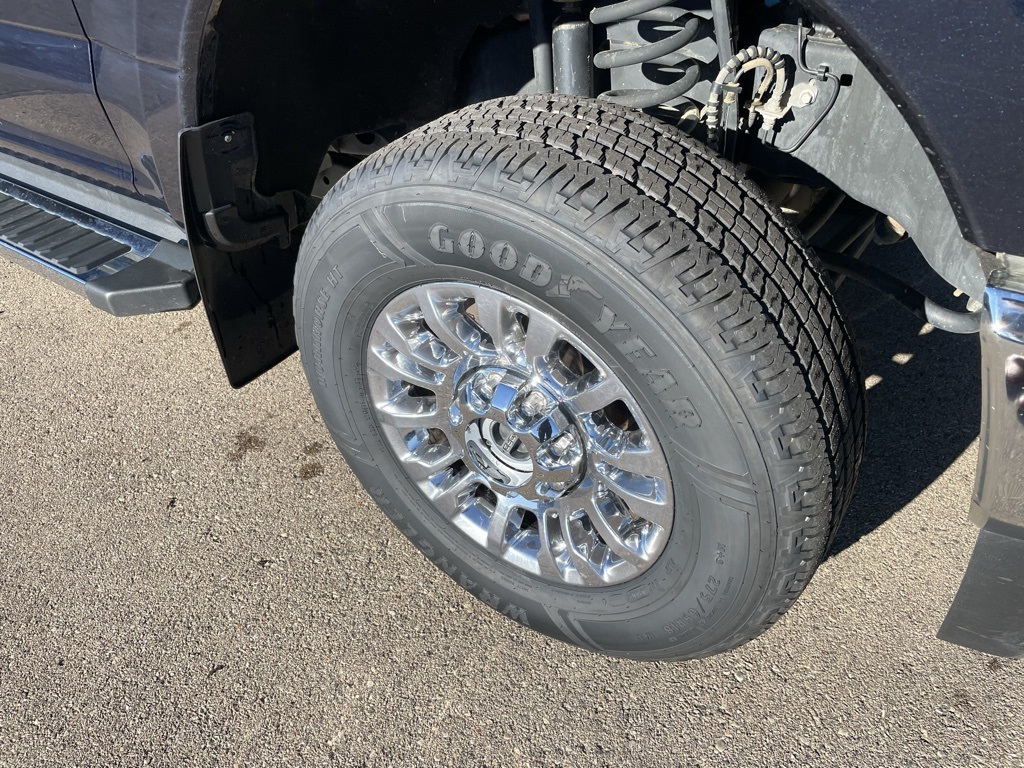 2022 Ford F-350 photo 3