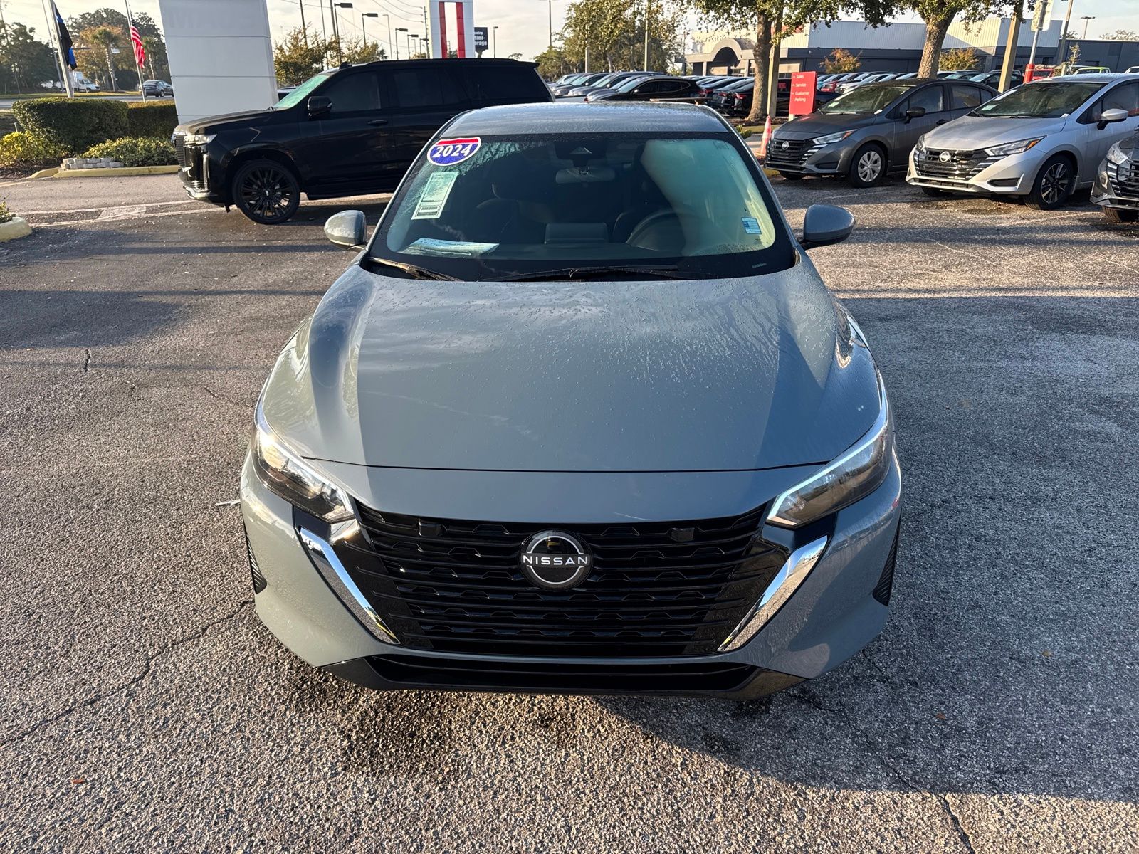 2024 Nissan Sentra SV photo 3