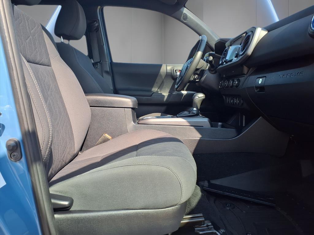 2019 Toyota Tacoma V6 4x4 TRD Off-Road Double Cab photo 13
