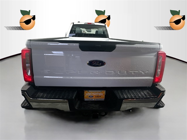 2025 Ford F-250 XL photo 4