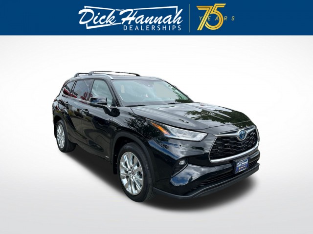 Pre-Owned 2024 Toyota Highlander Hybrid Limited 4D Sport Utility in ...
