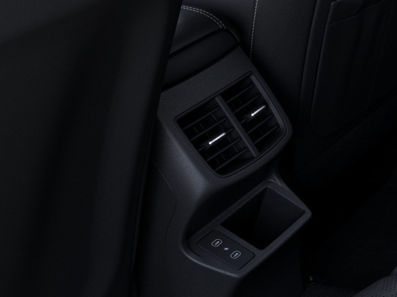 2024 Kia Seltos SX photo 23