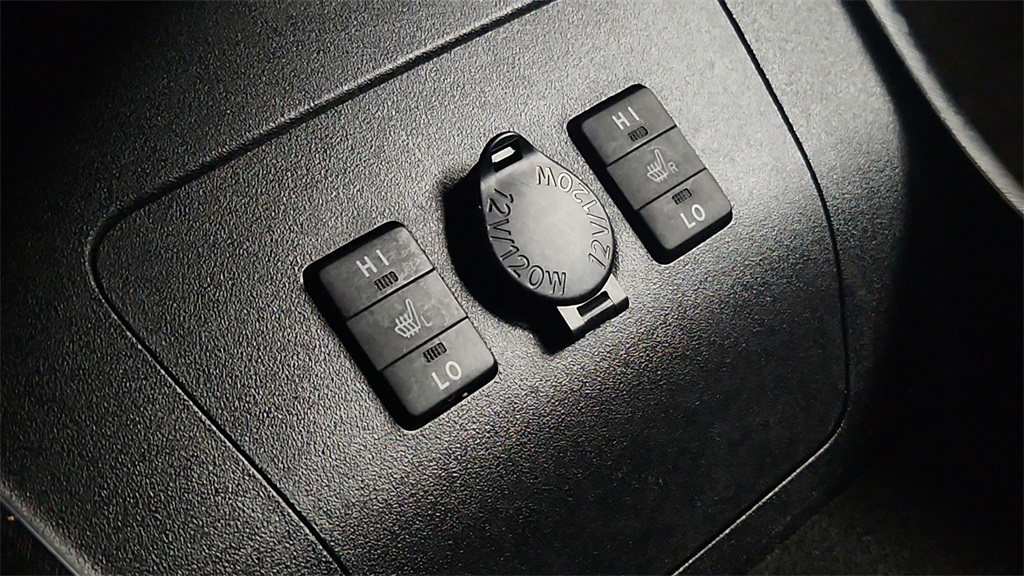 2013 Toyota Prius Plug-in Base photo 19