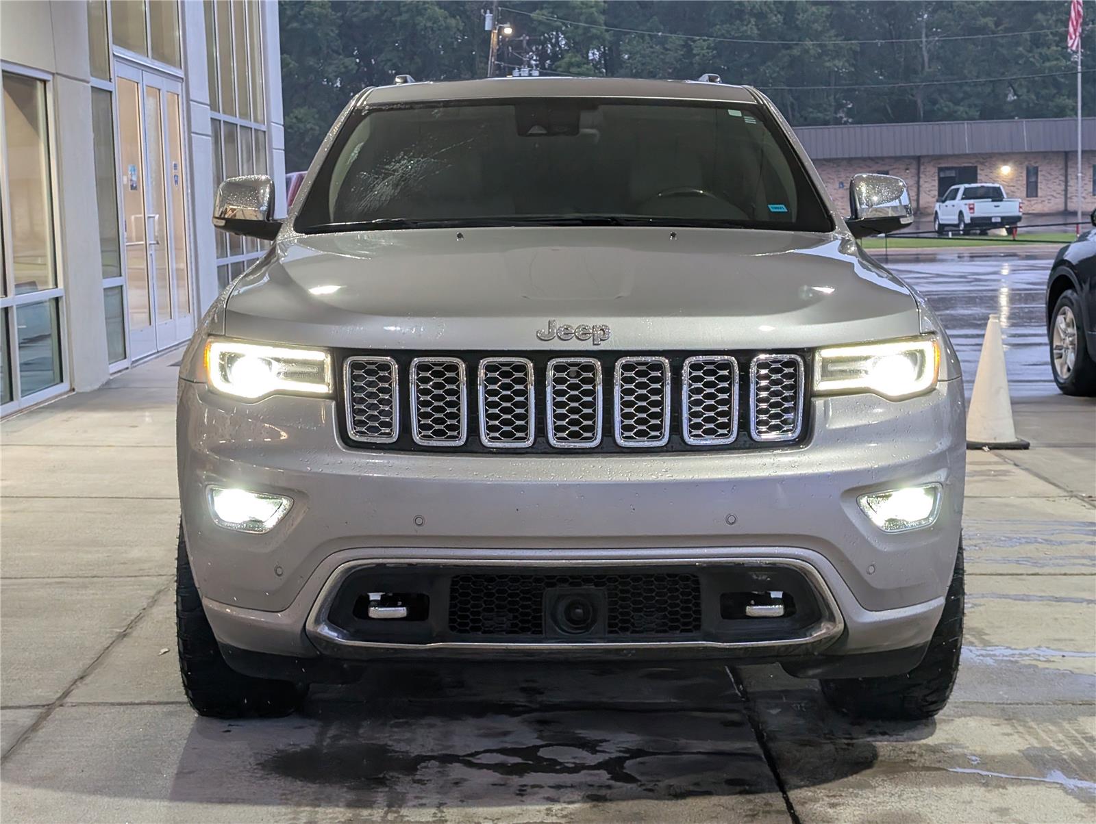 2017 Jeep Grand Cherokee Overland photo 8