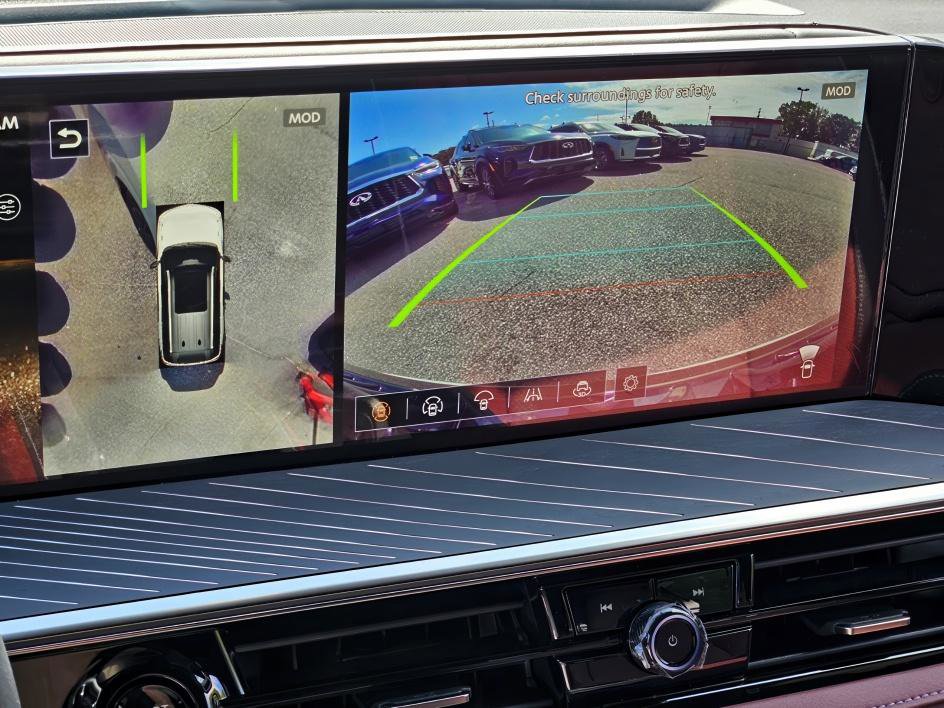 2026 Infiniti QX80 photo 19